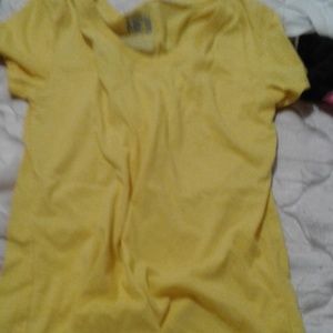 A yellow shirt